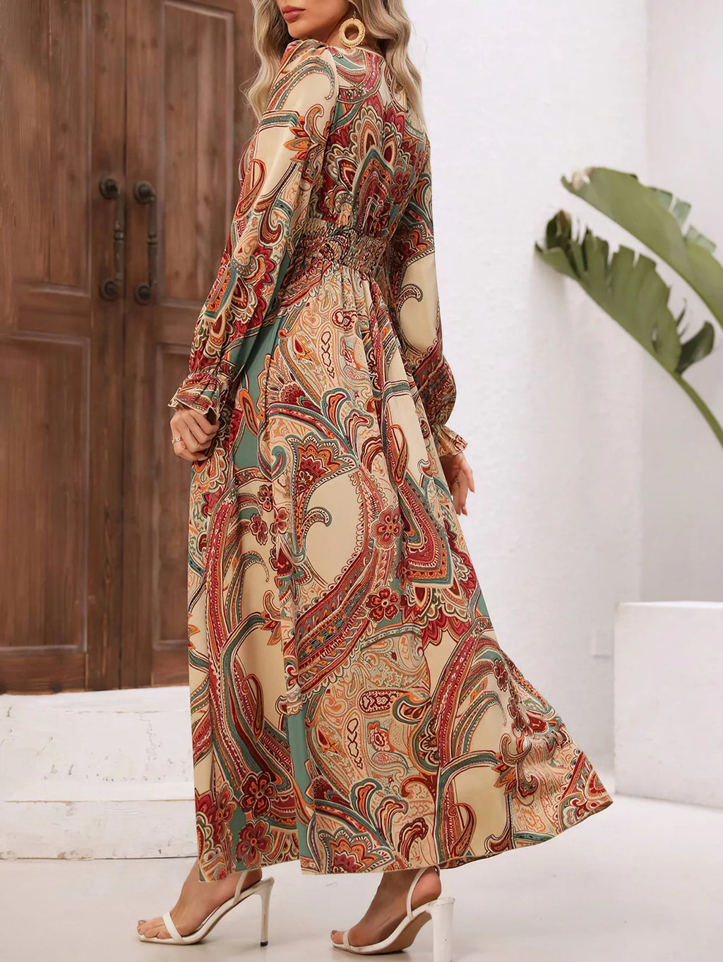 Robe Longue Fleurie Col V Manches Longues