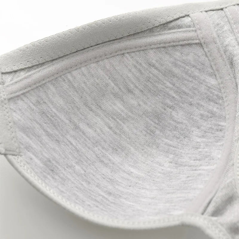 Soutien-gorge à fermeture frontale au maintien enveloppant