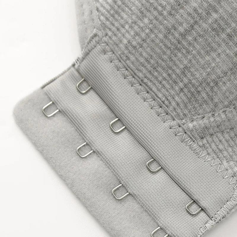 Soutien-gorge à fermeture frontale au maintien enveloppant