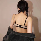 Soutien-gorge push-up à armatures au galbe naturel