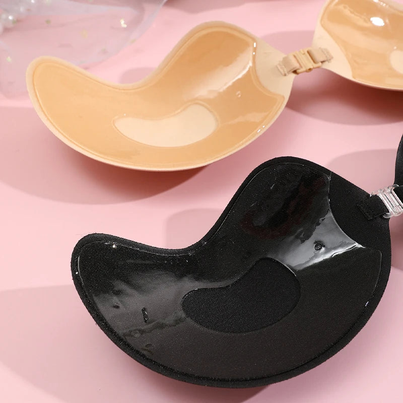 Soutien-gorge adhésif invisible pour un décolleté parfait