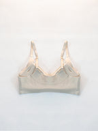 Soutien-gorge seconde peau sans armatures à col en V