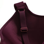 Soutien-gorge à décolleté profond au style affirmé
