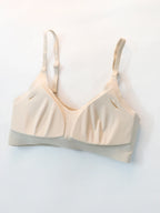 Soutien-gorge seconde peau sans armatures à col en V