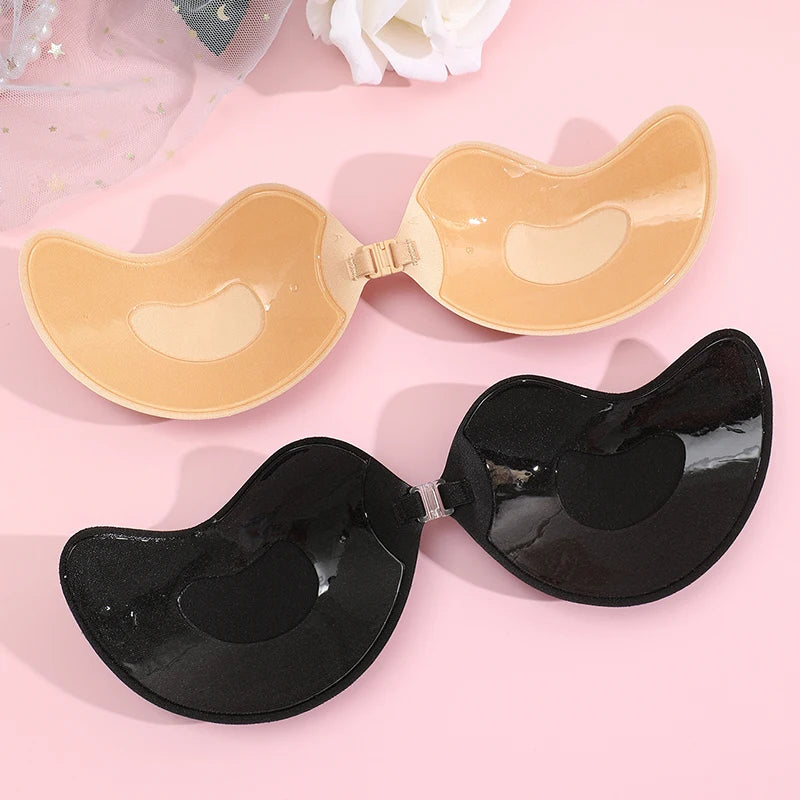 Soutien-gorge adhésif invisible pour un décolleté parfait