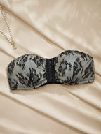 Soutien-gorge bandeau push-up en dentelle sans bretelles