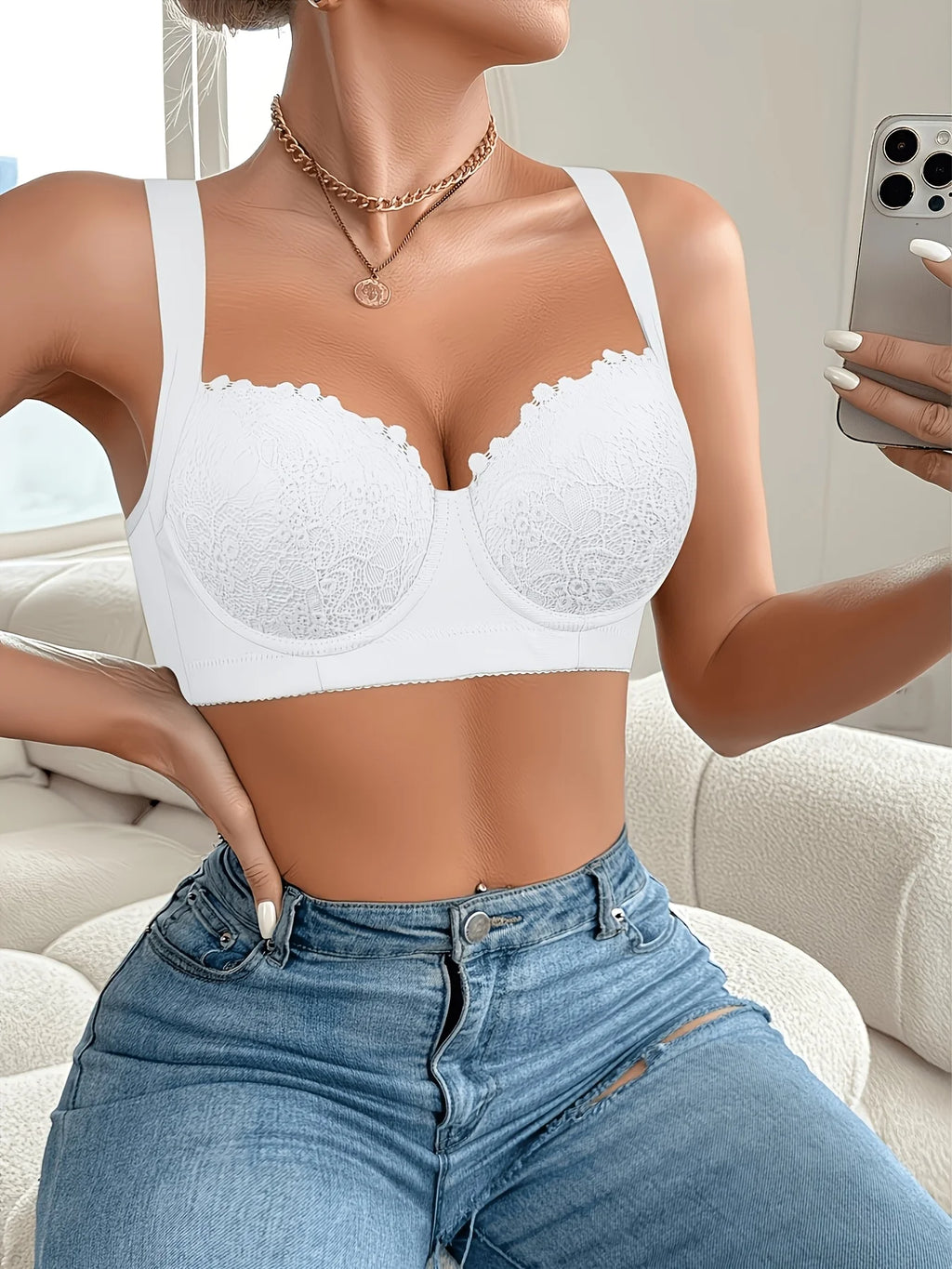 Soutien-gorge en dentelle à armatures et maintien renforcé