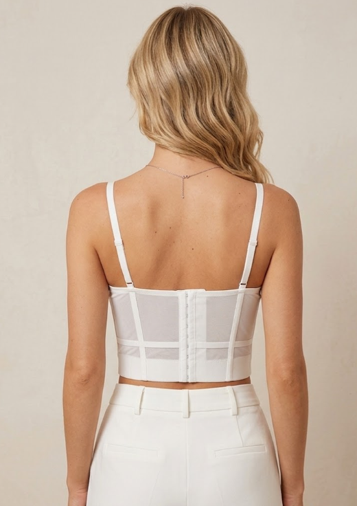 Brassière dos nu à armatures au style épuré
